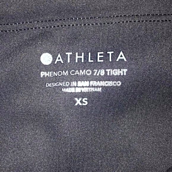 Athleta High-Rise Perforated Phenom Camo 7/8 Tight - Picture 8 of 10
